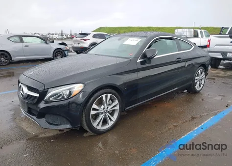 2017 Mercedes-Benz C 300 z USA, uszkodzony, nr VIN WDDWJ4JB7HF585480